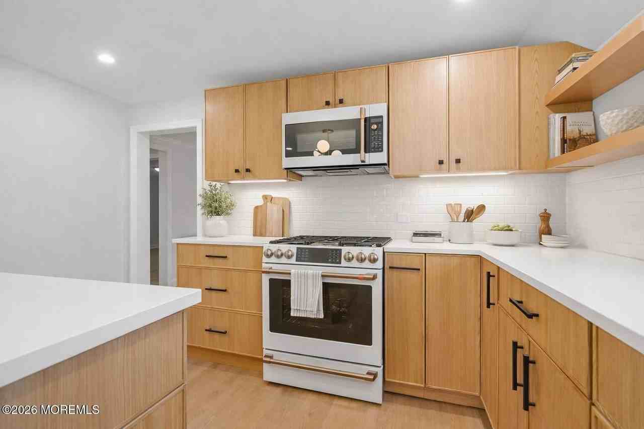 139 Brighton Ave Unit 9a #9A - Photo 2 of 11