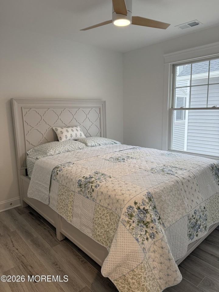 26 Shell Rd Unit 127 #127 - Photo 7 of 26