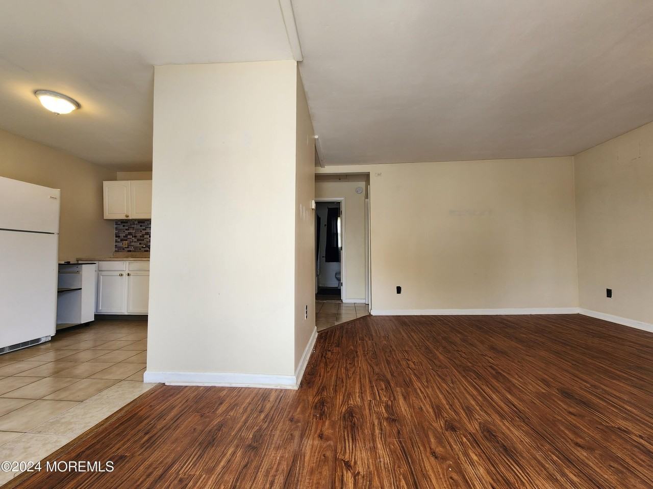 11 Lincoln Ave - Photo 2 of 10