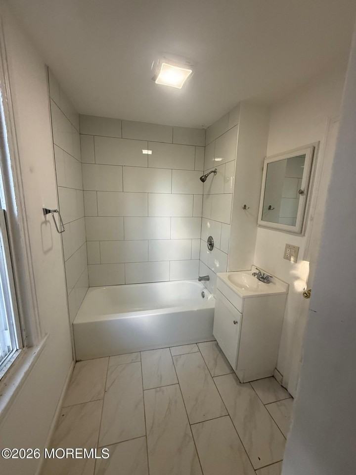 1327 10th Ave Unit A #A - Photo 7 of 20