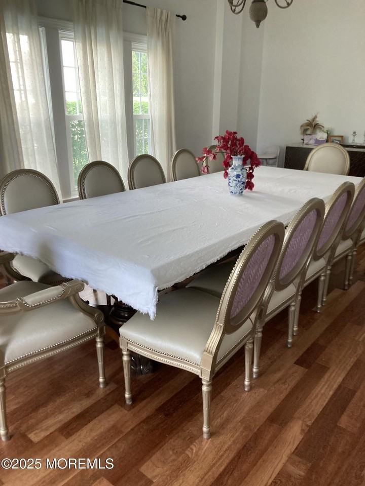 11 Lakeview Rd - Photo 2 of 15