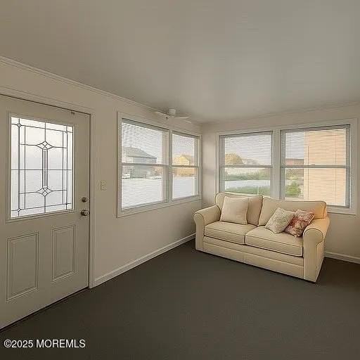 546 E Bayview Ave - Photo 2 of 12