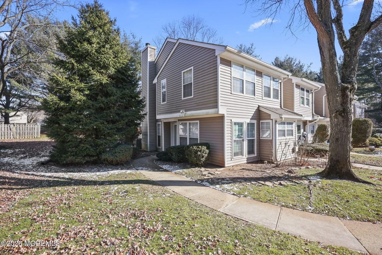 12 Duncan Way - Photo 2 of 30