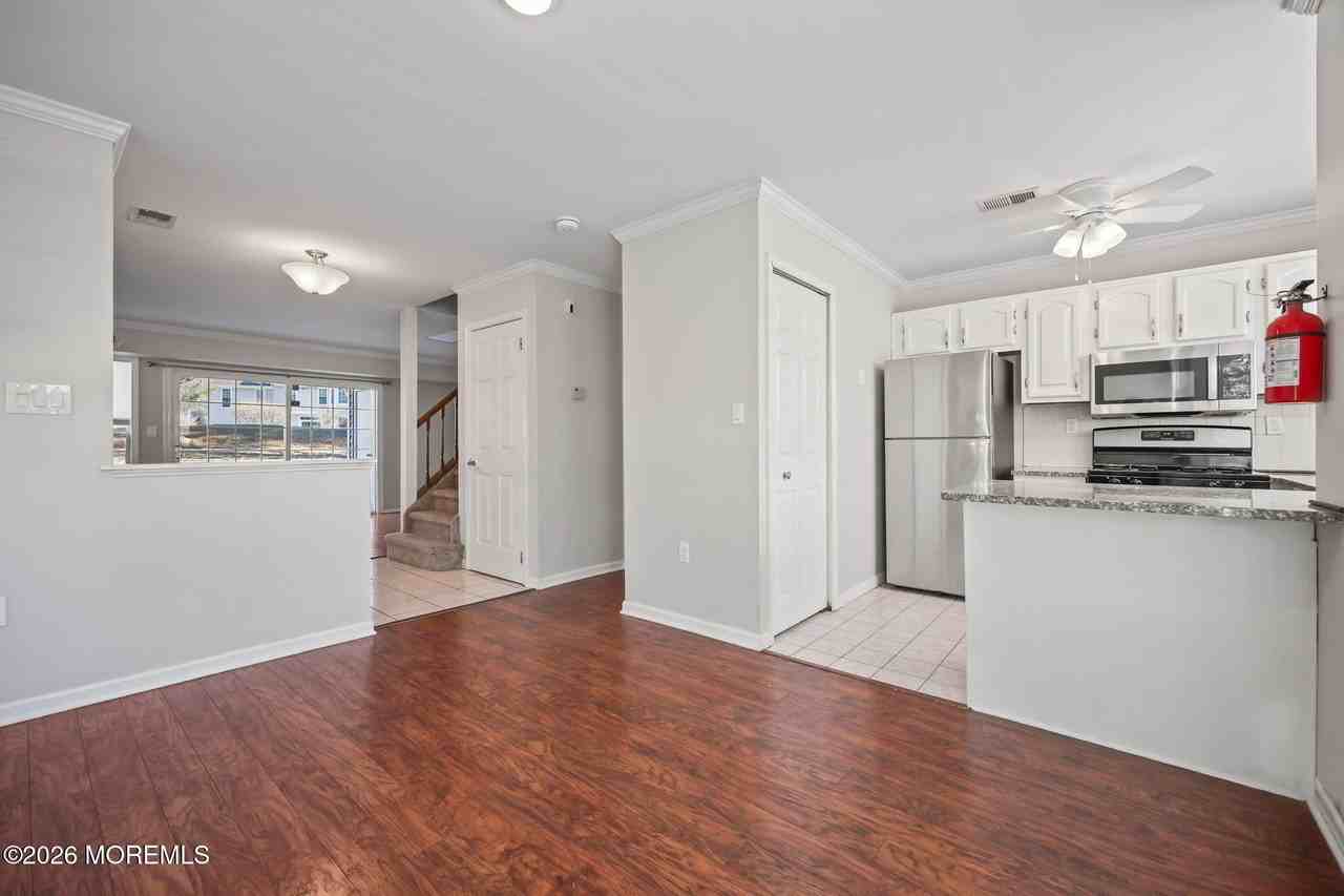 12 Duncan Way - Photo 6 of 30