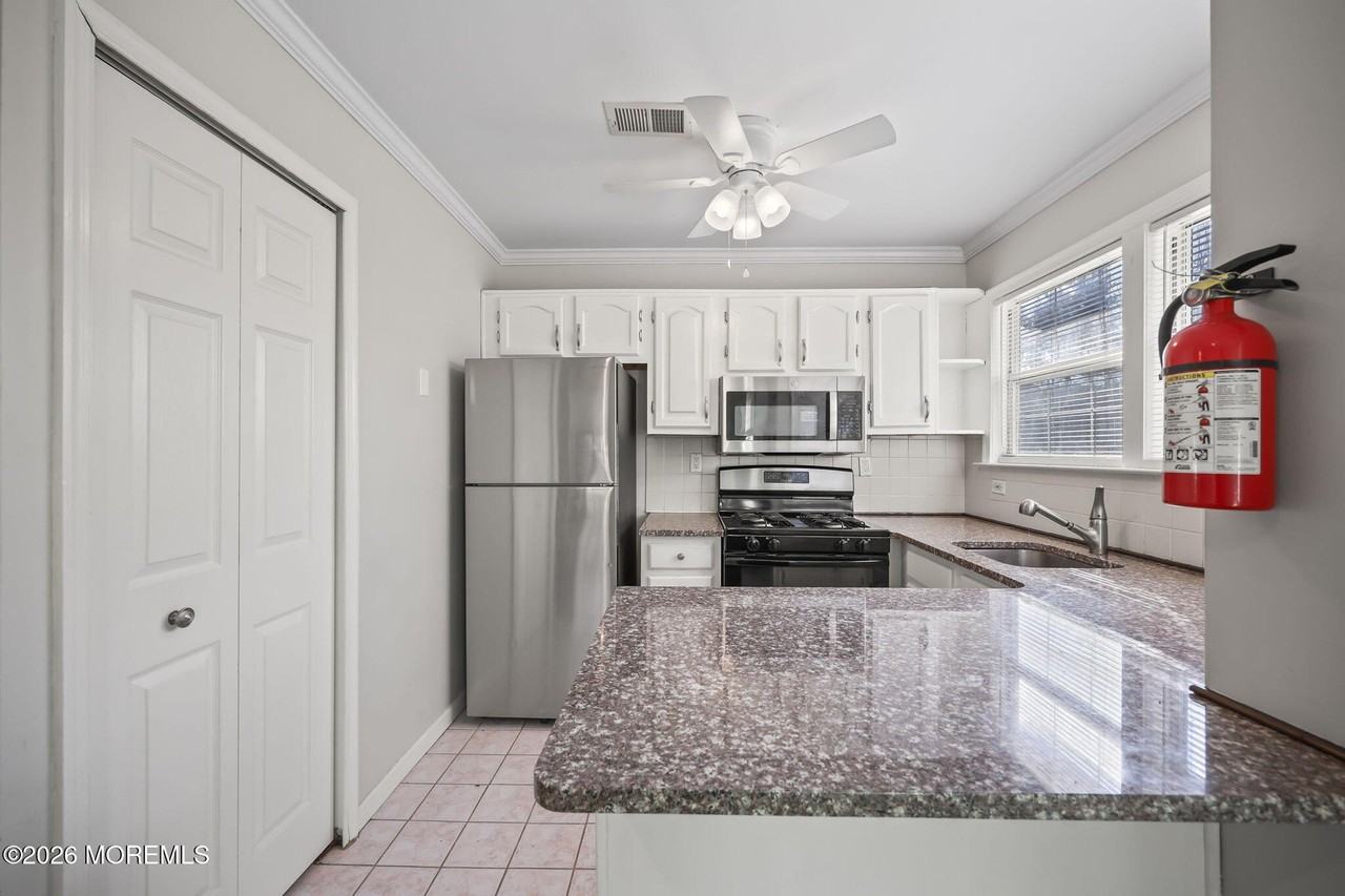 12 Duncan Way - Photo 7 of 30