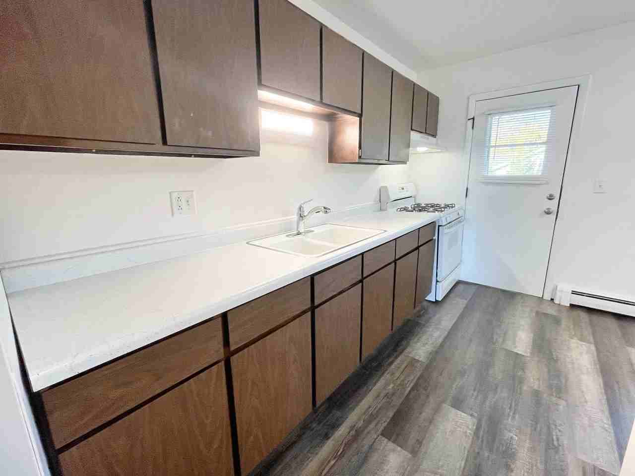 222 S Tryon St Apt 8 #8 - Photo 3 of 14