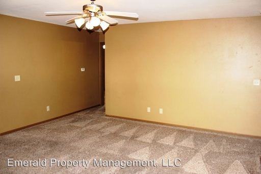 312 Walters Dr - Photo 3 of 33