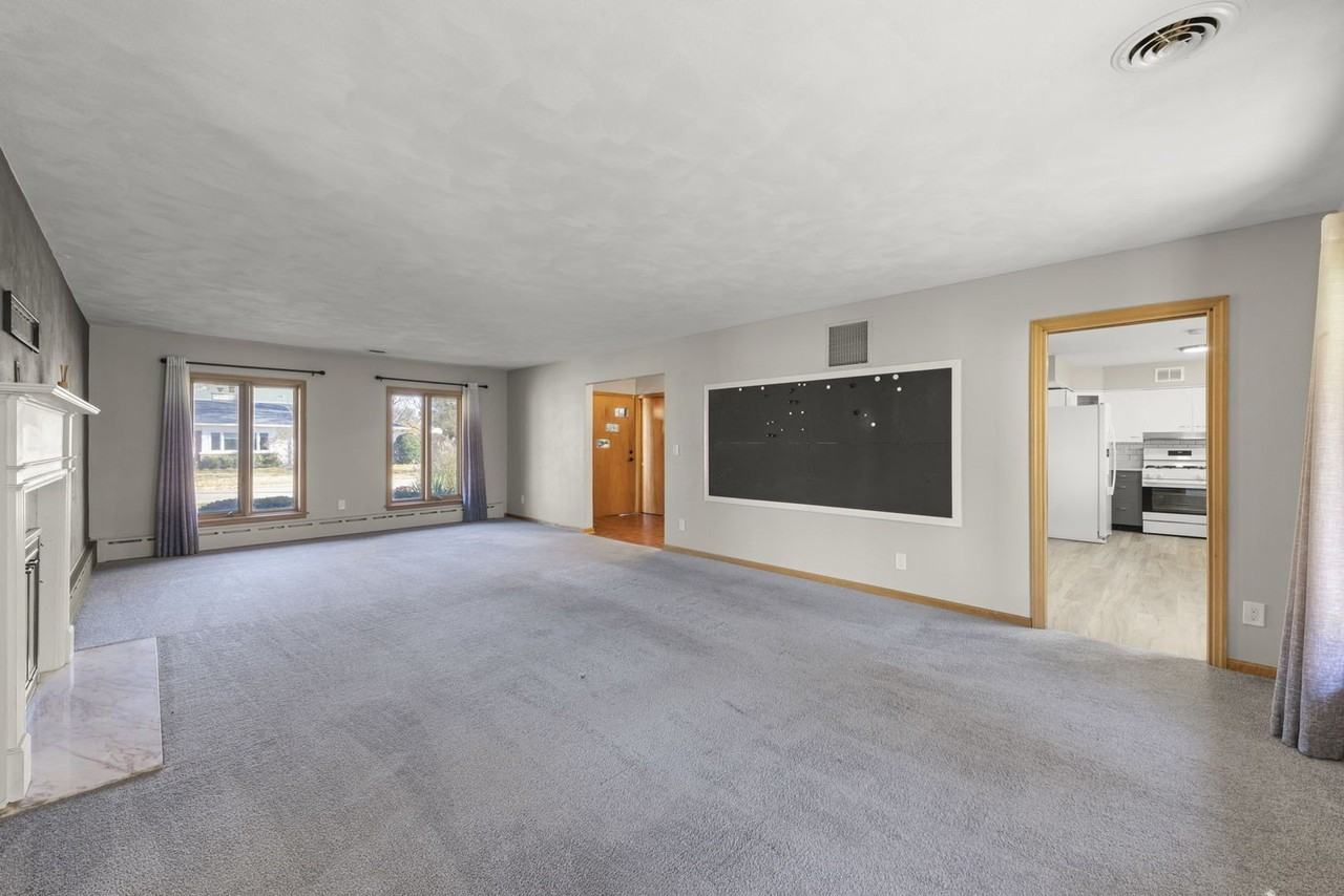 175 S Harrison Ave - Photo 4 of 25