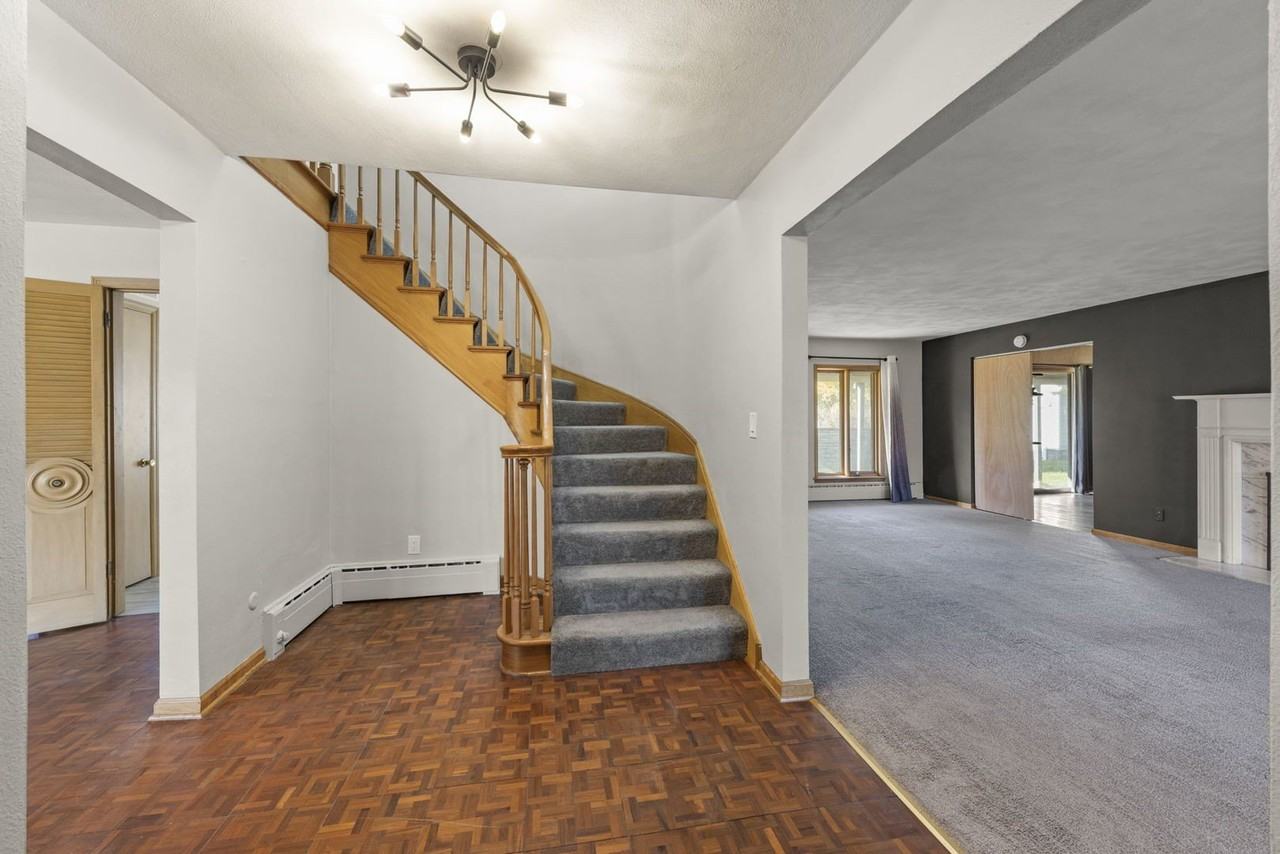 175 S Harrison Ave - Photo 5 of 25