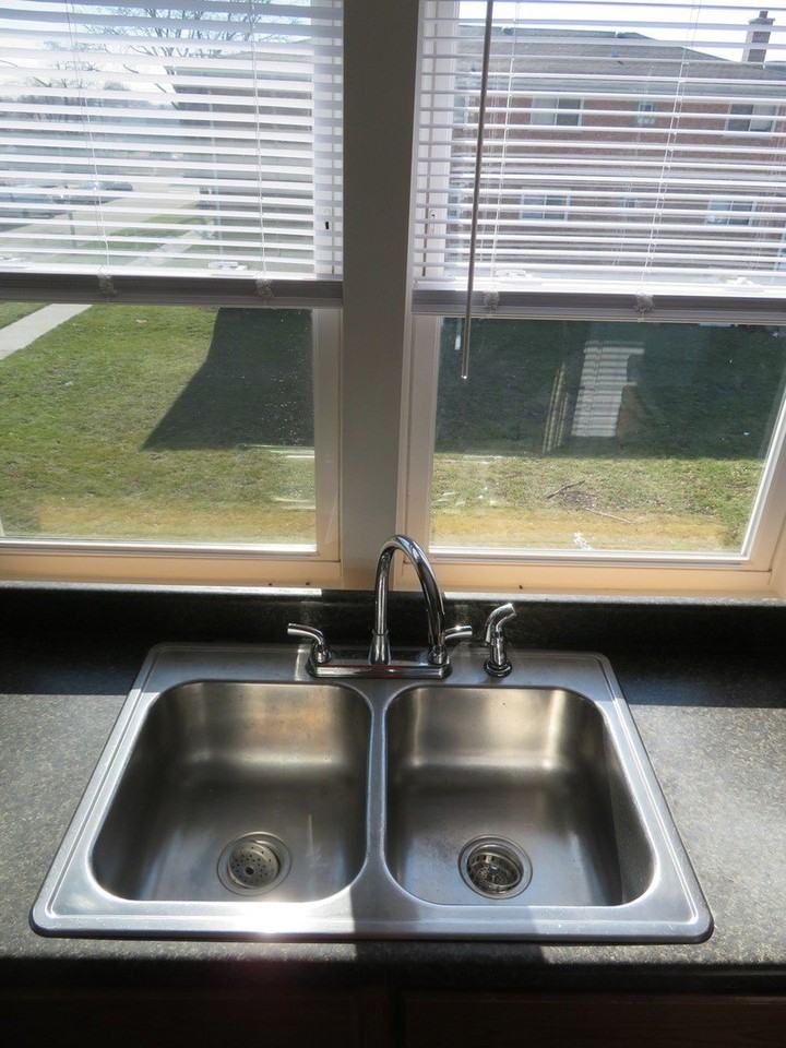 118 N 12th Ave Apt 2 #2 - Photo 7 of 38