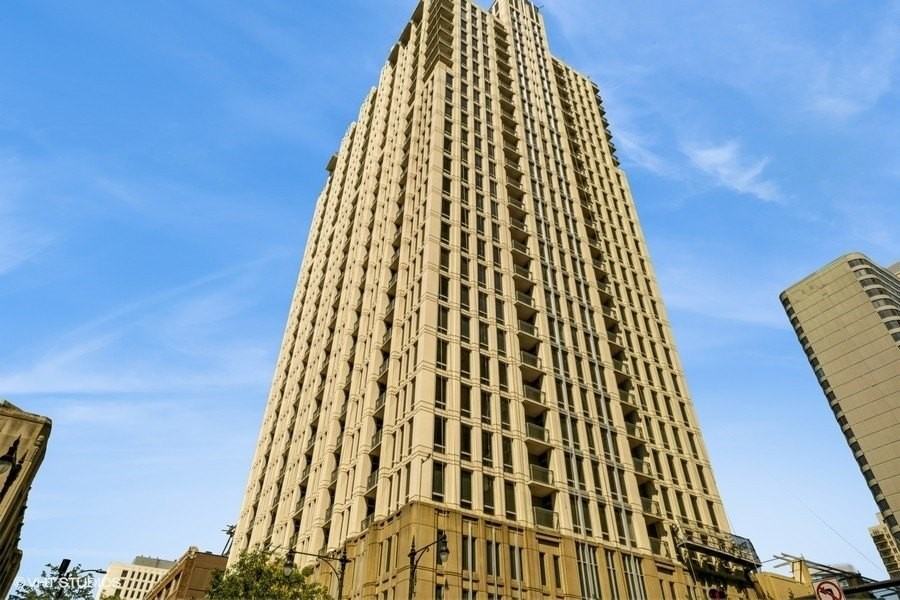 1250 S Michigan Ave Apt 2002 #2002