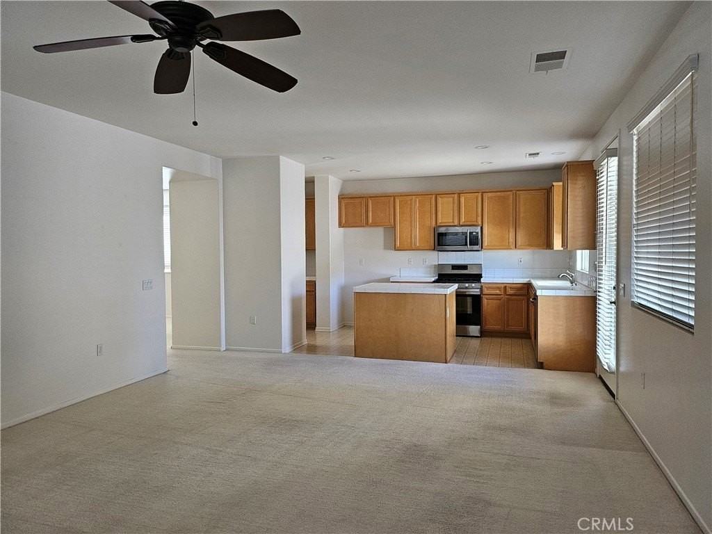 145 Tijeras Crk - Photo 5 of 11