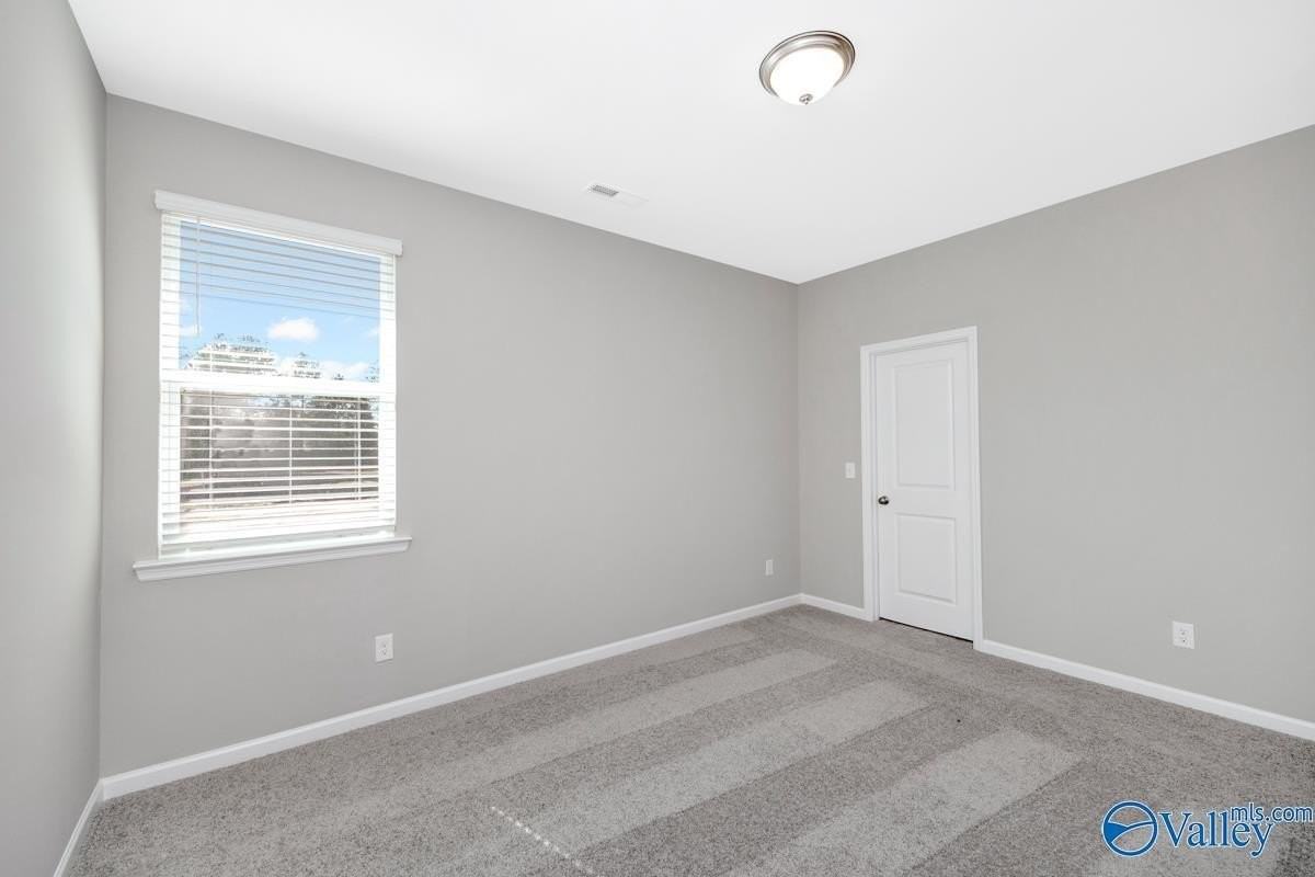 103 Evergreenmill Ln - Photo 7 of 35