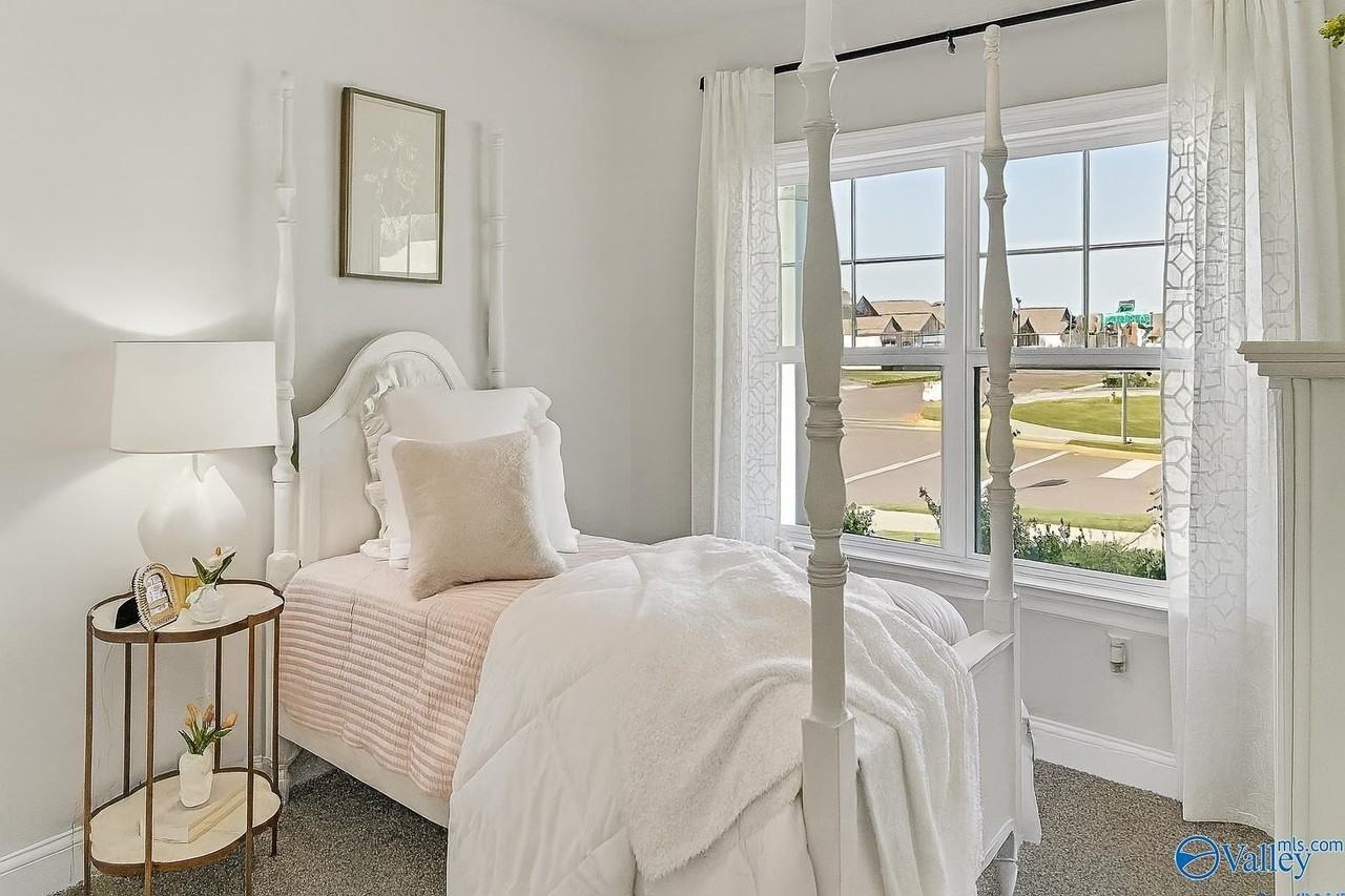 307 Wraywood Rd - Photo 4 of 38