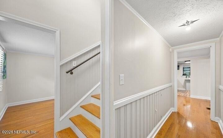 3672 Boone Park Ave - Photo 4 of 24