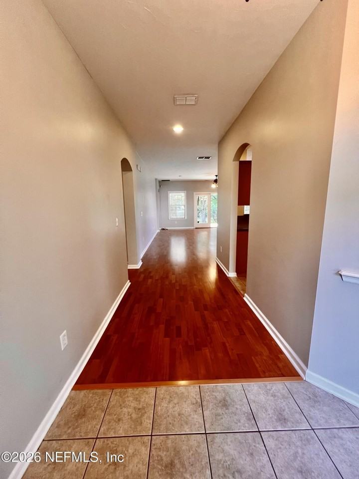 5410 Turkey Creek Rd - Photo 5 of 48