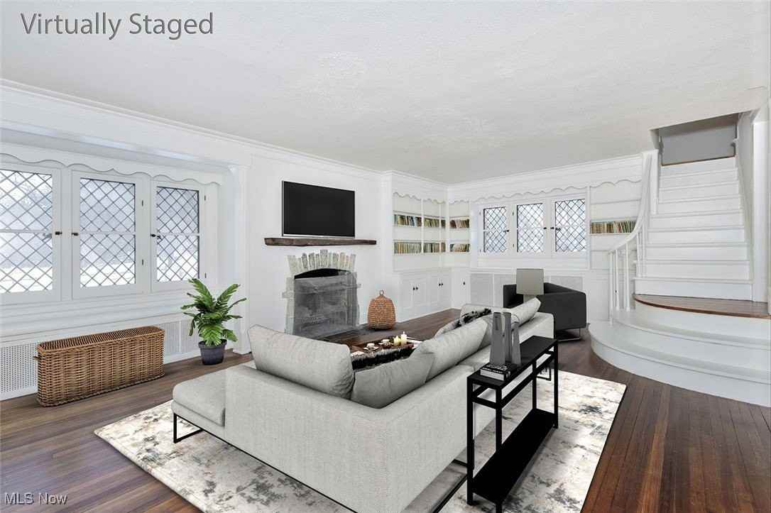 7020 S Woodland Rd - Photo 3 of 28