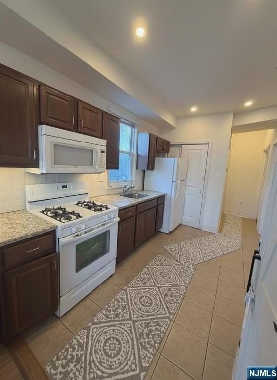 47 Maple Ave - Photo 4 of 7