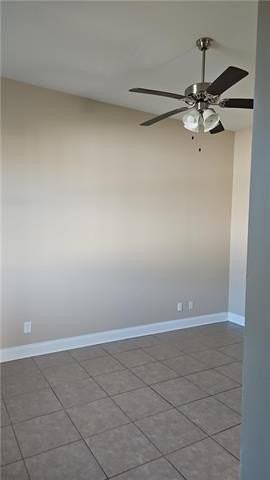 3509 Hamburg St - Photo 6 of 10