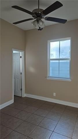 3509 Hamburg St - Photo 7 of 10