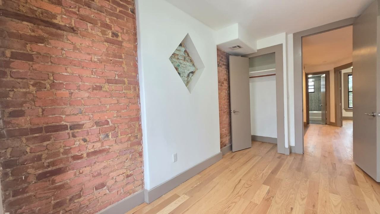 2344 Pacific Street #3 - Photo 5 of 11