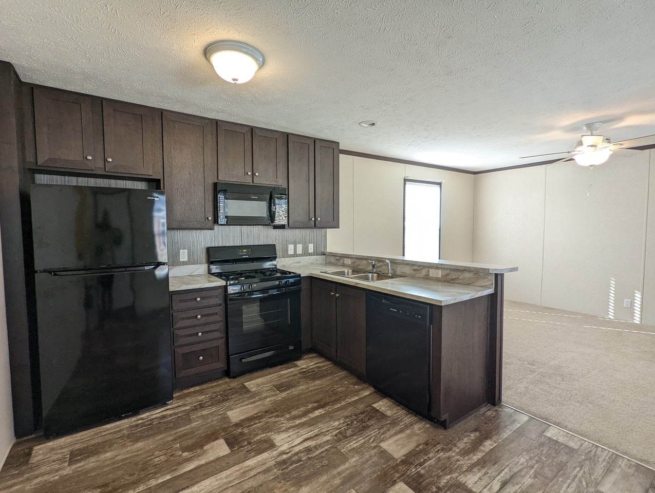 140 Texas #140 - Photo 2 of 11