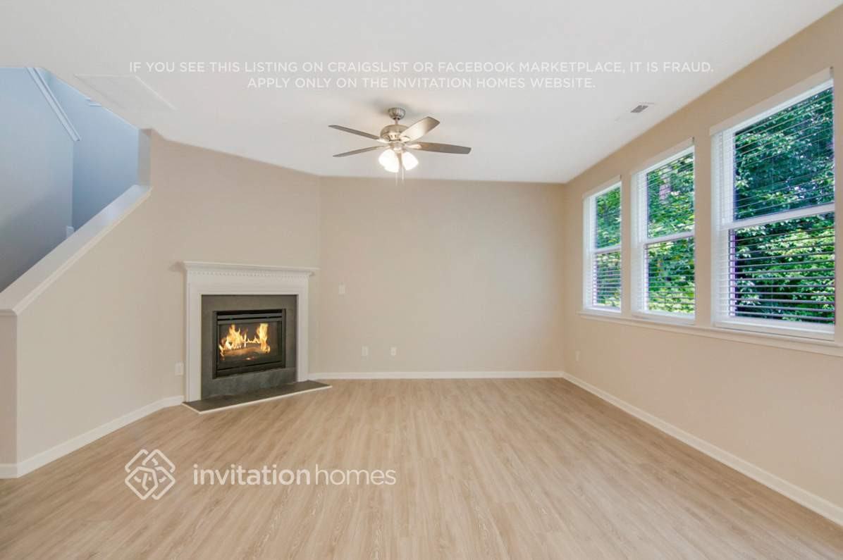 5820 Kohler Ln - Photo 3 of 23