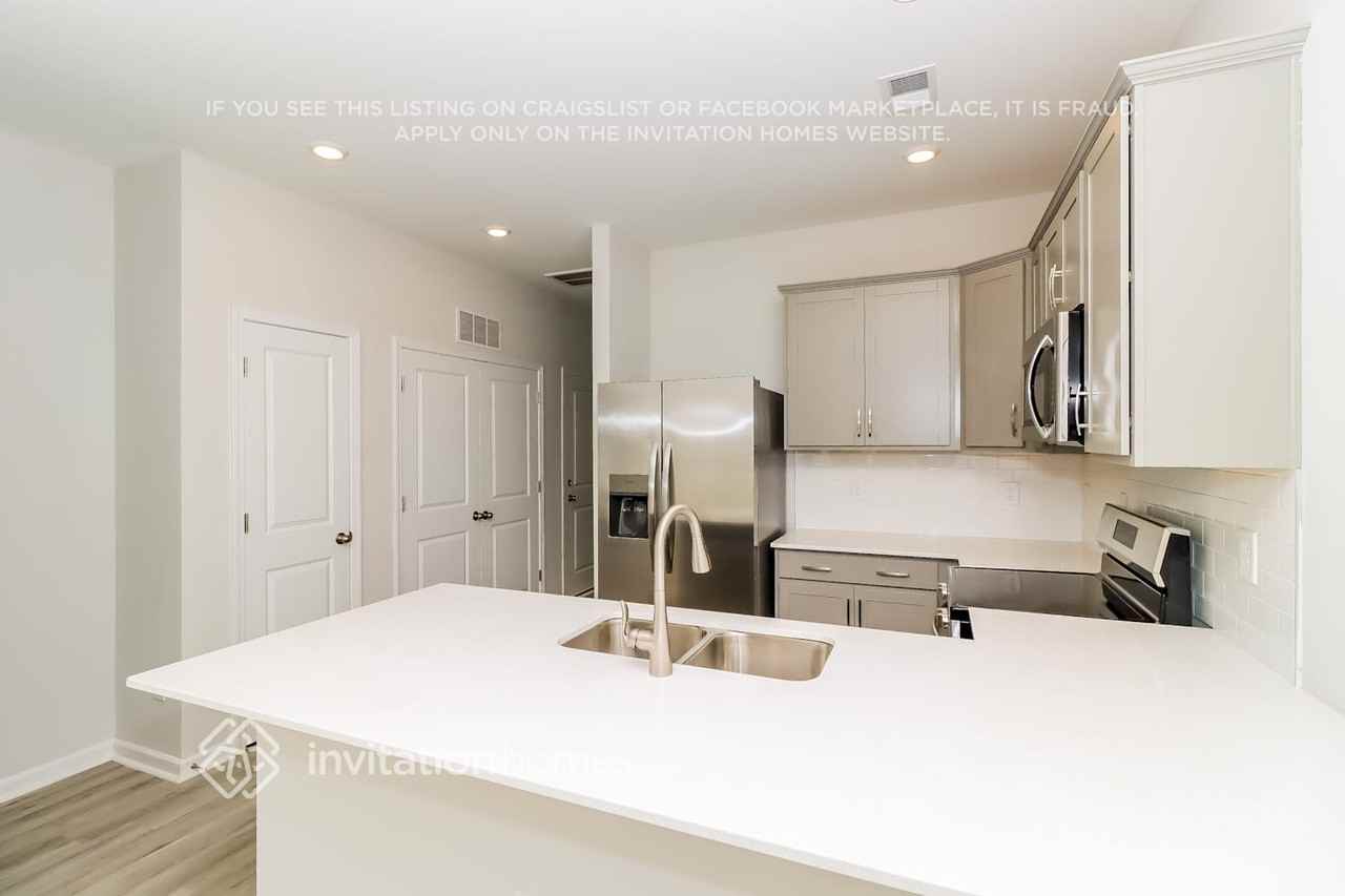 2006 Commerce Dr - Photo 7 of 15