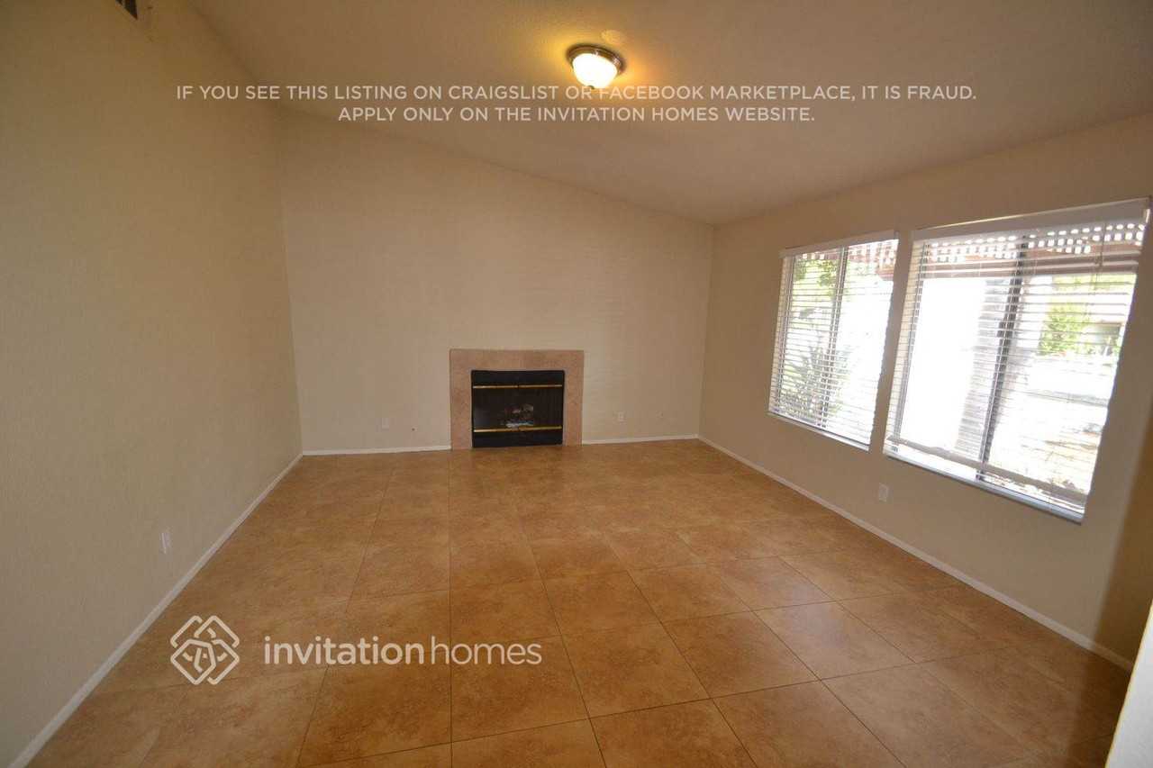 28946 Maltby Ave - Photo 2 of 13