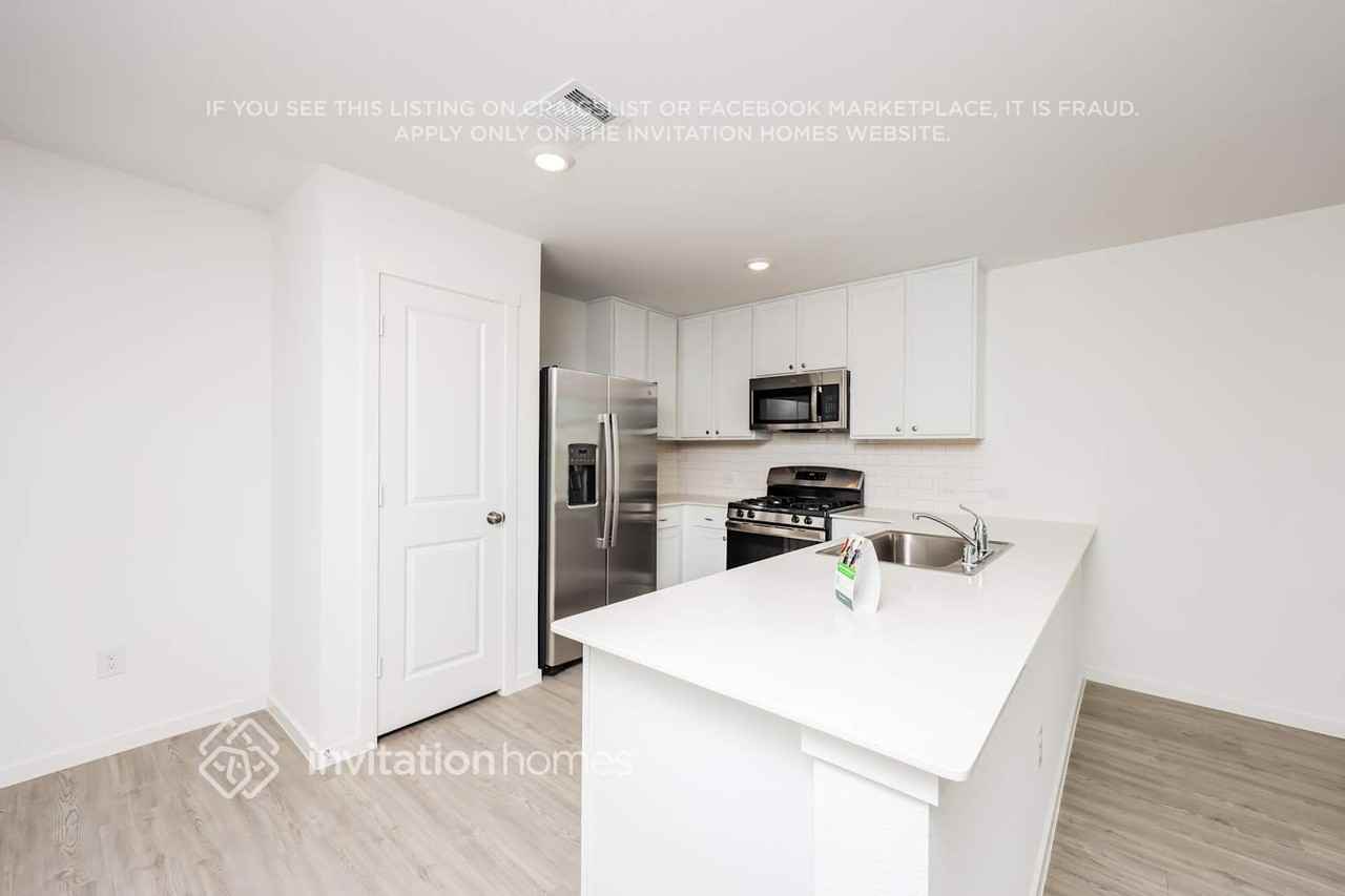 2514 Flight Trl - Photo 6 of 14