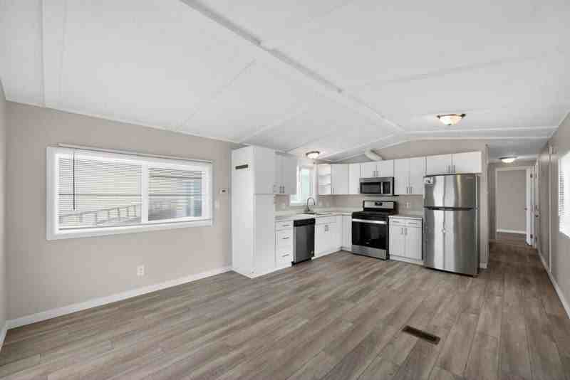 436 4th Ave #T436 - Photo 4 of 29