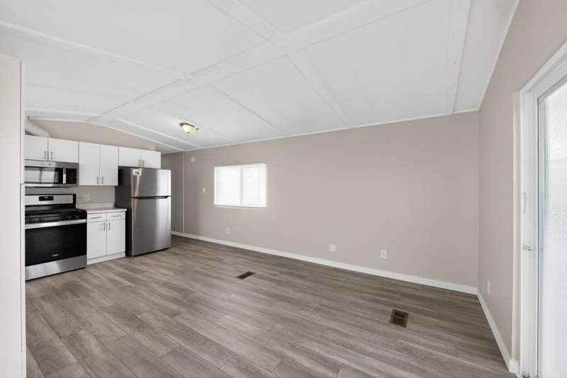 436 4th Ave #T436 - Photo 5 of 29