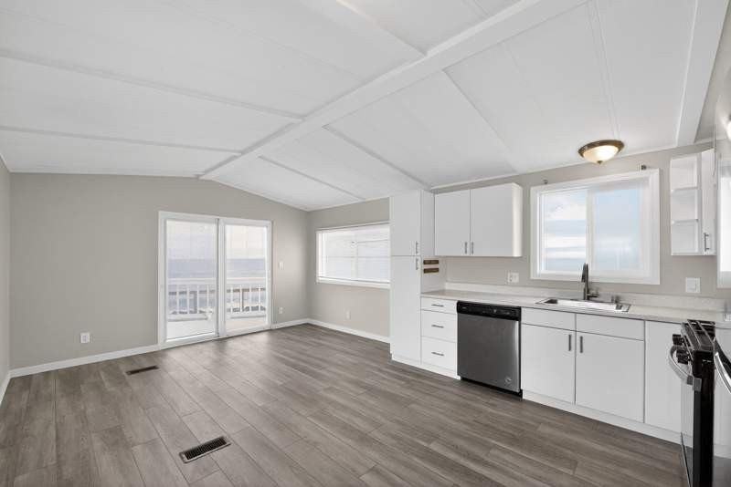 436 4th Ave #T436 - Photo 6 of 29