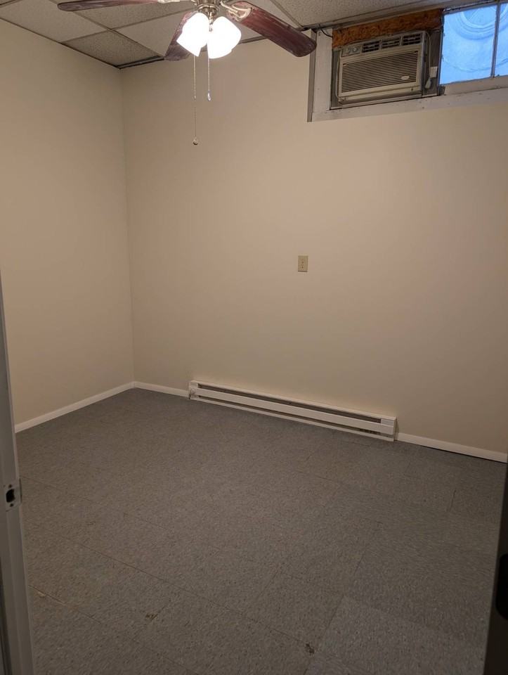 70 E Main St - Photo 4 of 10