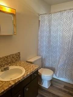 2145 Kenyon St #E - Photo 6 of 6