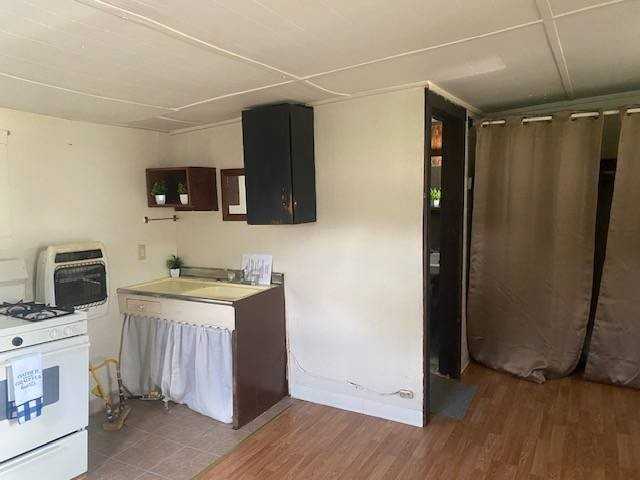 1249 Bausher NW Ct - Photo 5 of 6