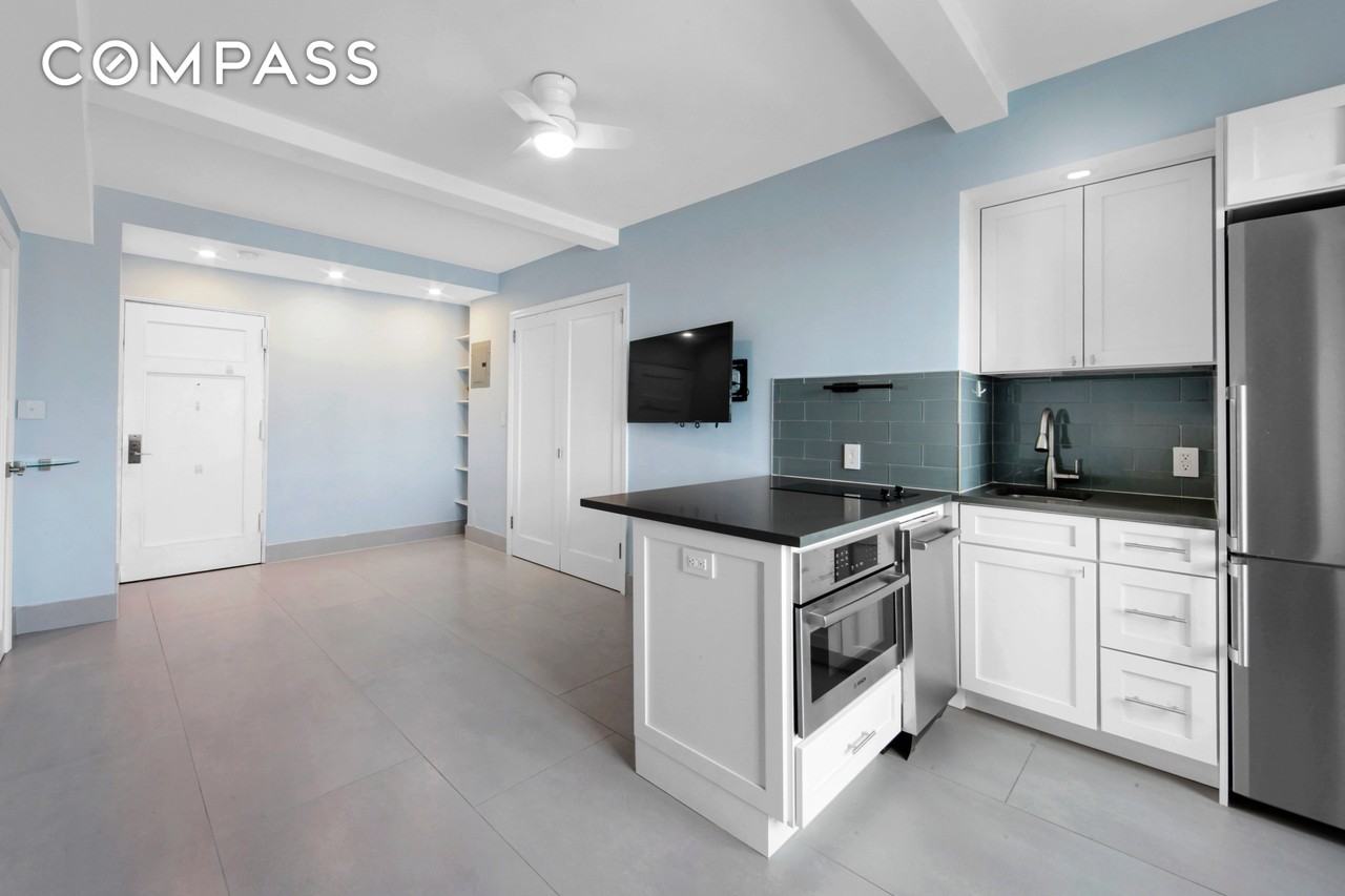 5 Tudor City Pl #1134 - Photo 4 of 15