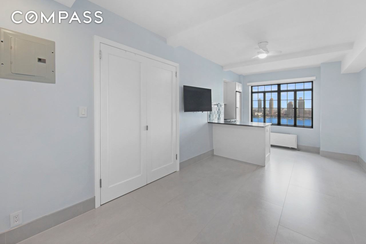 5 Tudor City Pl #1134 - Photo 7 of 15