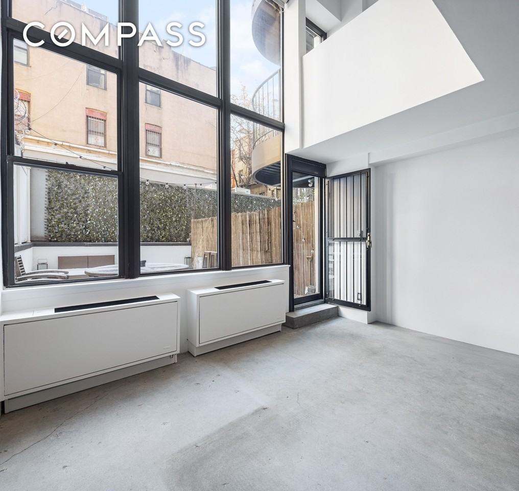 65 Cooper Sq #2D - Photo 2 of 15