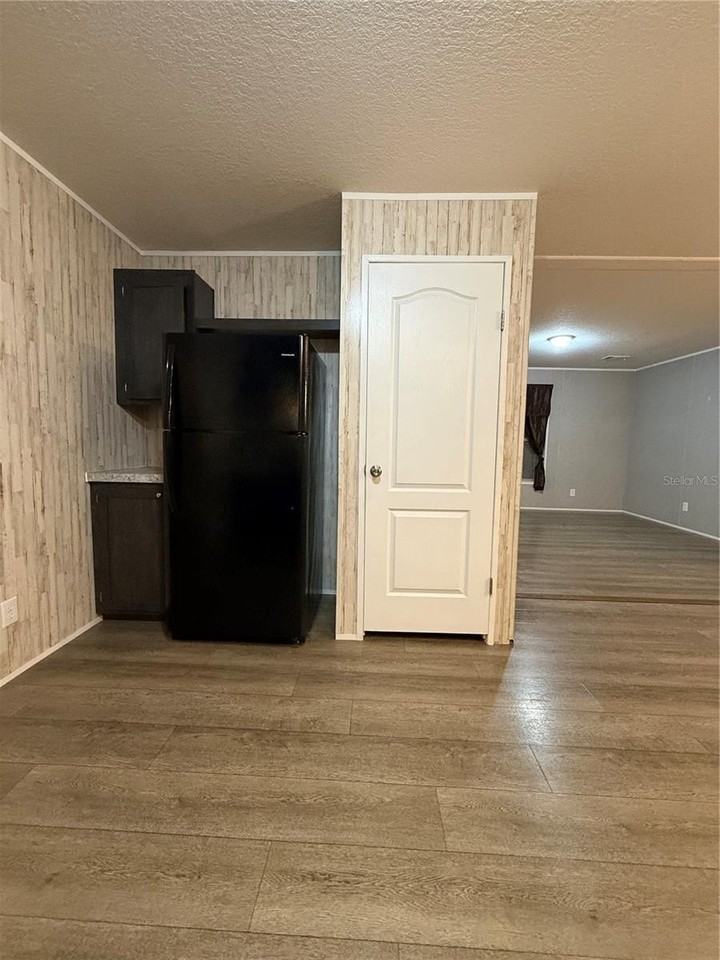 861 Se 40th Pl - Photo 4 of 23