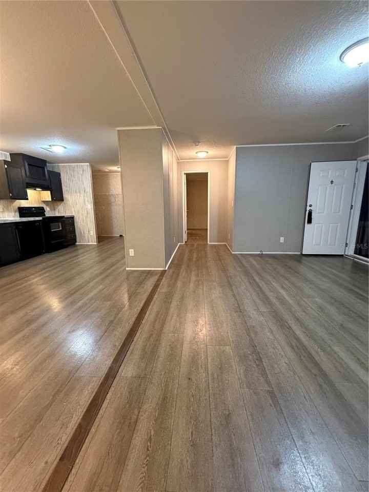 861 Se 40th Pl - Photo 5 of 23