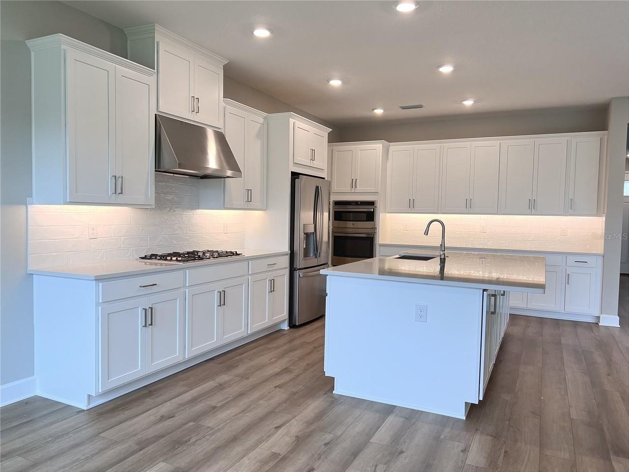 12893 Harvest Rain Ave - Photo 7 of 44