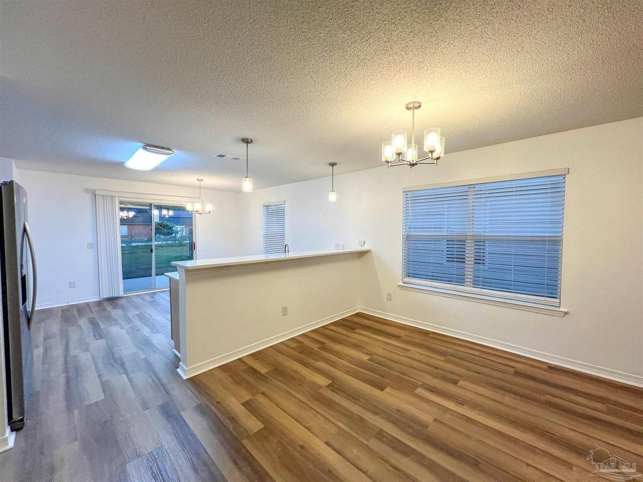 10548 Wilderness Ln - Photo 6 of 33