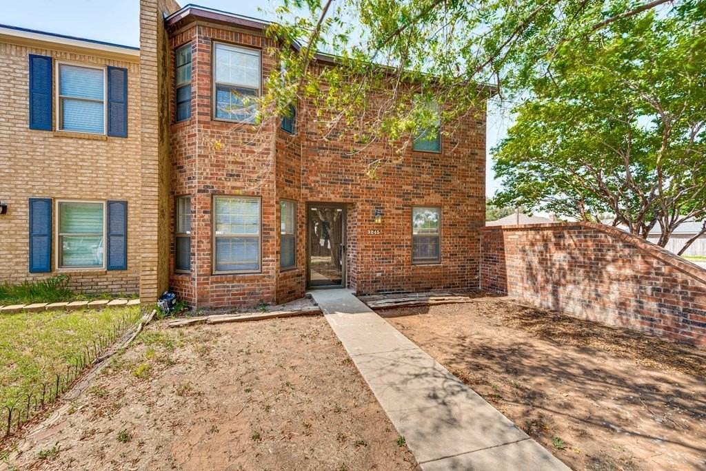 3245 Preston Dr - Photo 2 of 18