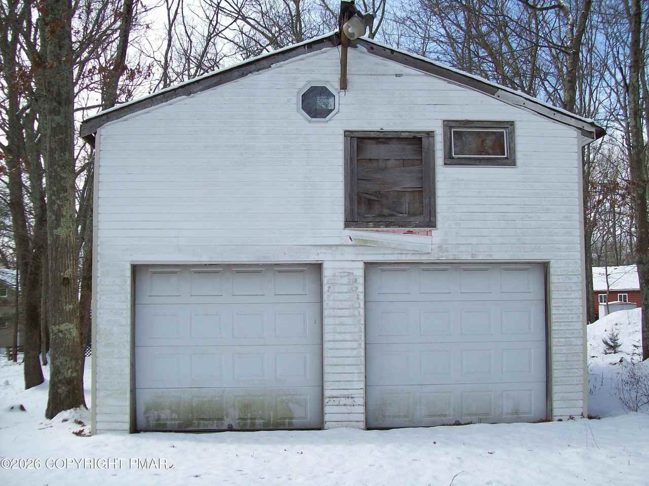 522 Apache Dr - Photo 2 of 24