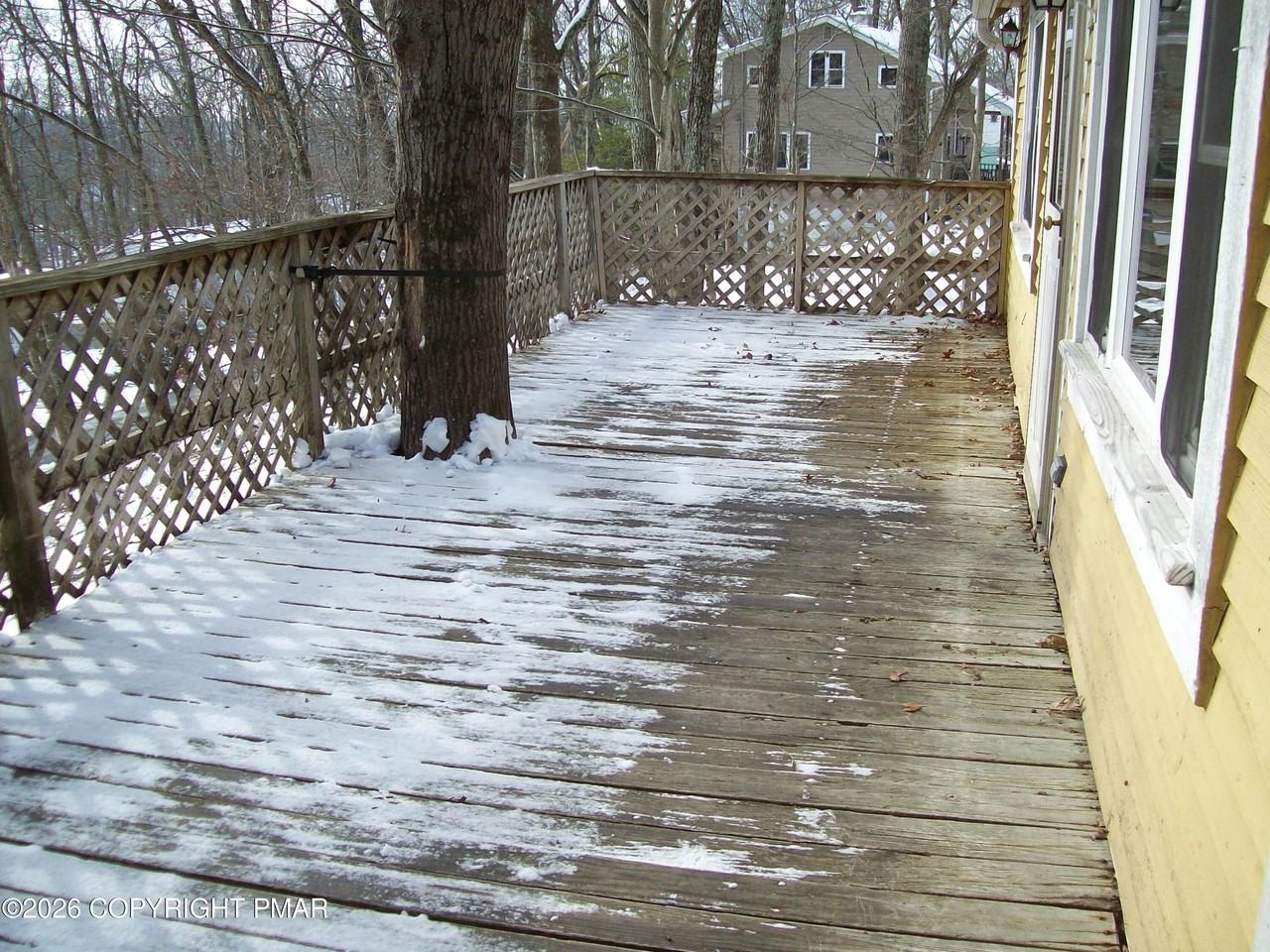 522 Apache Dr - Photo 4 of 24