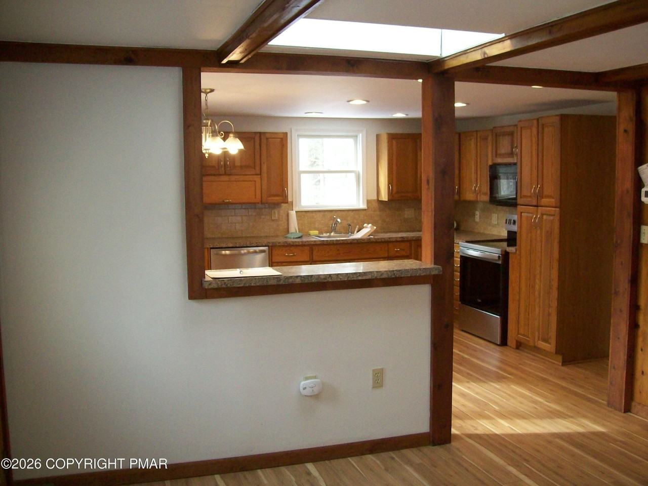 522 Apache Dr - Photo 7 of 23