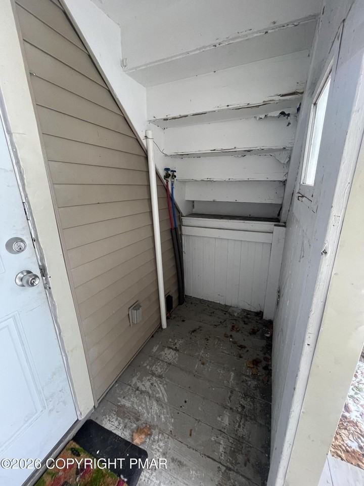 120 Elizabeth Street unit: 1 St Floor #1stFL - Photo 5 of 18