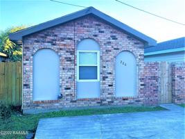 featured image of 220 Briarcliff Dr