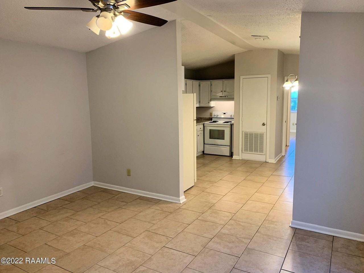 220 Briarcliff Dr - Photo 6 of 14